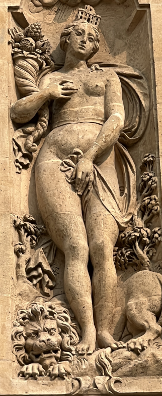 skulptur af kvinde der roer sig selv